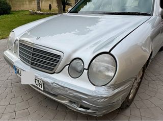 Mercedes-Benz Clase E 2000