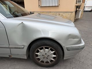 Mercedes-Benz Clase E 2000