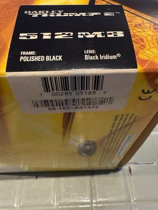 Oakley Thump 2 MP3 Player 512MB