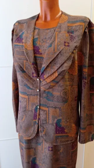 Vestido vintage estampado. Nuevo