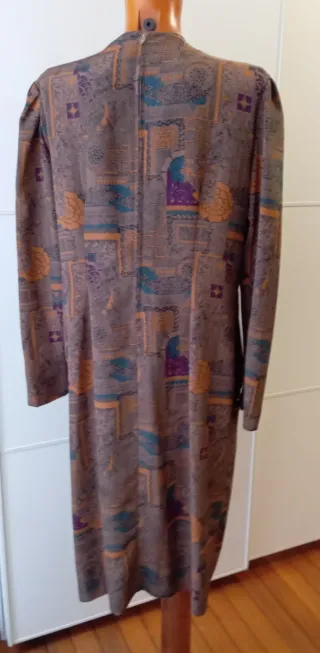 Vestido vintage estampado. Nuevo