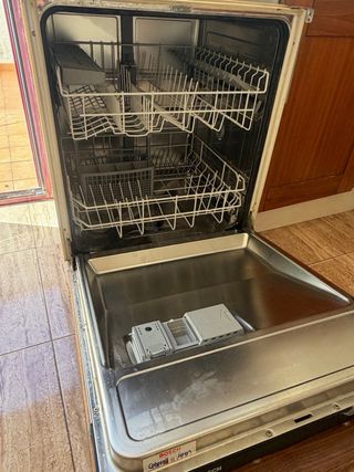 Lavastoviglie con carica superiore e inferiore