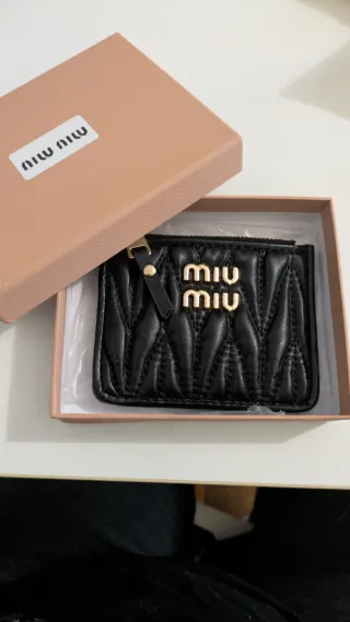 Portacarte/ monete Miu Miu nero trapuntato