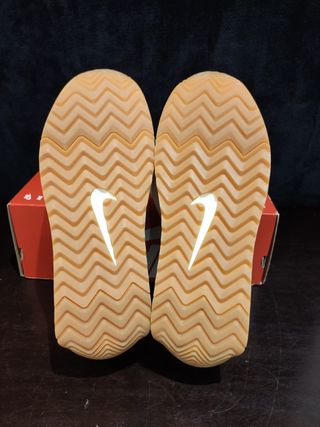 T43 Zapatillas W Nike Pacific