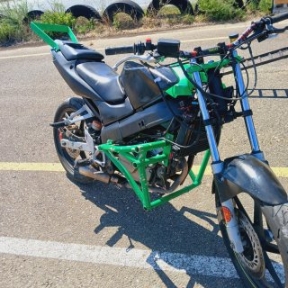Honda cbr 125r de stunt.....