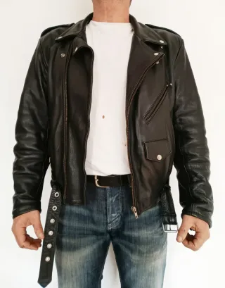 Chupa de cuero cruzada heavy rock L Medidas indica