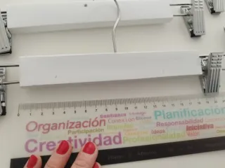 22 Perchas blancas madera para falda y pantalón