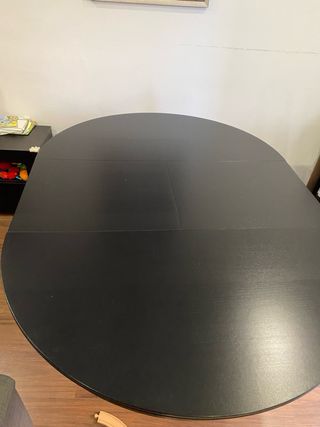 Mesa comedor extensible IKEA negra