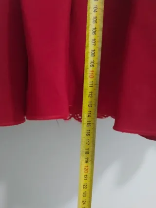 Traje de flamenca rojo volantes