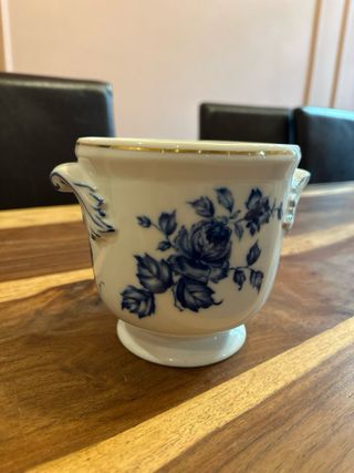 Maceta / jardinera de porcelana portuguesa