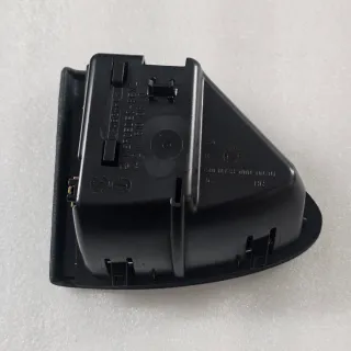 Cenicero trasero derecho W211