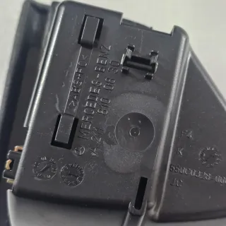 Cenicero trasero derecho W211