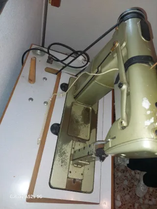 Máquina de repuntar Rmt P1A antigua