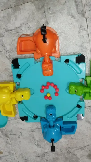 Juego Tragabolas Hippos Tragones Hasbro