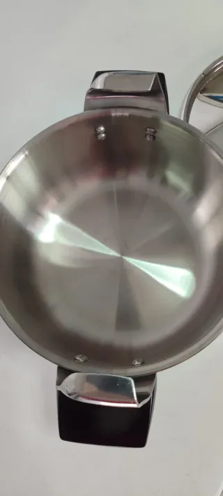 Olla a presión Magefesa 4L nueva