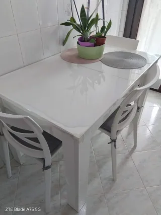 Tavolo cucina soggiorno allungabile bianco