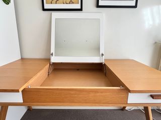 Escritorio Tocador roble/blanco cajones y espejo