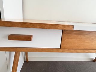 Escritorio Tocador roble/blanco cajones y espejo