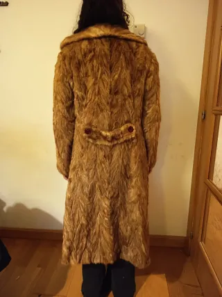 Abrigo de pelo marrón