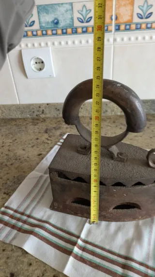 Plancha antigua de hierro