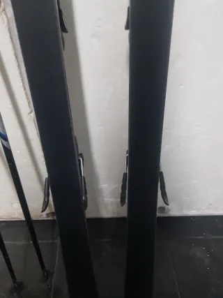 Esquís Atomic C-Series 7.2 168cm + Bastones 125cm