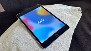 iPad mini 4 128GB Plata