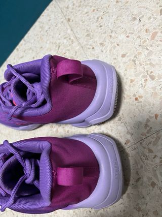 Zapatillas Nike Moradas y Rosas