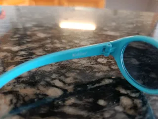 Gafas de sol infantiles azules