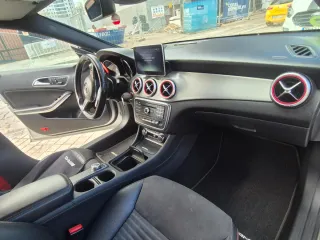 Mercedes-Benz Clase CLA 2015