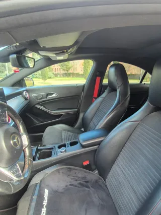 Mercedes-Benz Clase CLA 2015