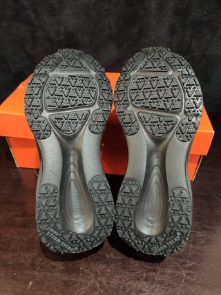 T36,5 Zapatillas W Nike Vomero 18 Goretex