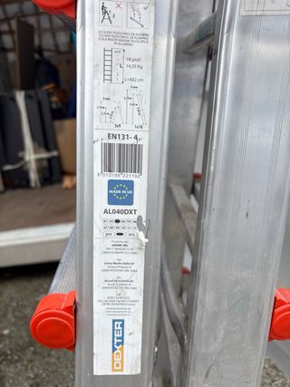 Escalera telescópica multiusos