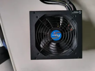 Fuente de Alimentación Seasonic SS-520GB