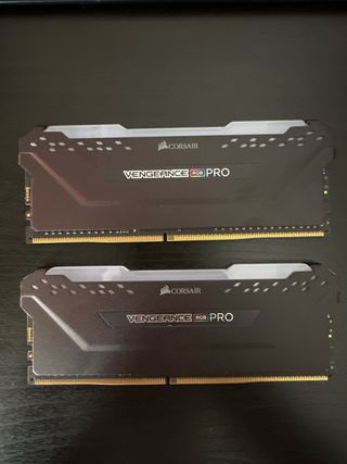Corsair Vengeance Pro RGB 2x8GB DDR4