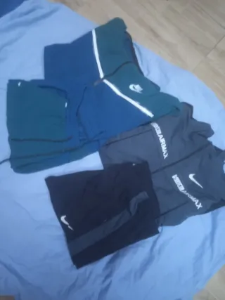 2 Conjuntos Nike Azul y Verde