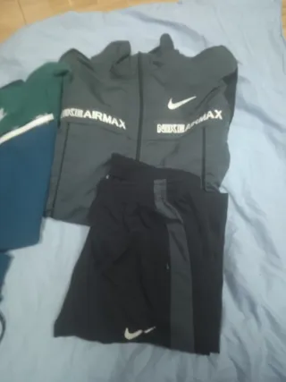 2 Conjuntos Nike Azul y Verde