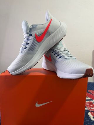 Nike Air Zoom Pegasus 39 Pure Platinum Total