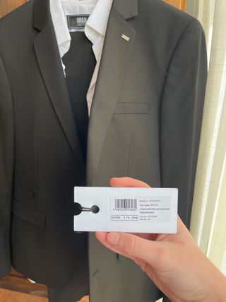 Traje DR&N Negro Talla 50 + Camisa L