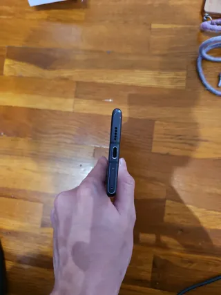 Huawei P30 Pro con funda y cable