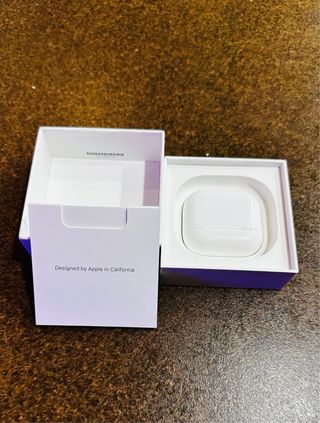 AirPods 4 con Cancelación de Ruido