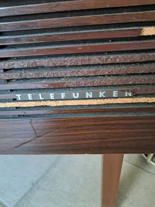 Mobile radio e giradischi anni '60