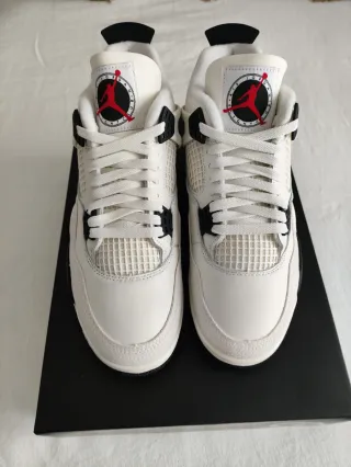 Jordan 4 Flight Club