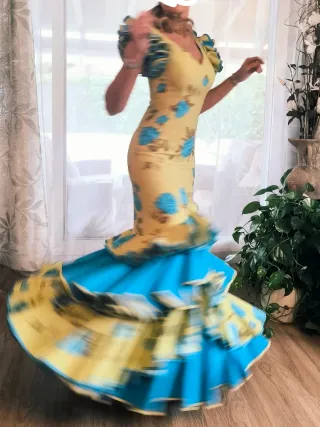 Vestido Flamenca Amarillo y Azul