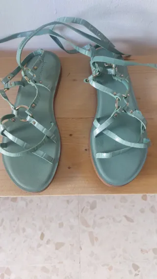 Sandalias planas mujer verde