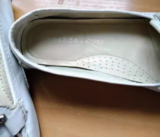 Mocasines blancos roto mujer Talla 39.