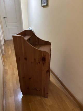 Cajonero de madera útil