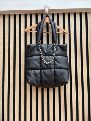 Lote 2 Bolsos: Negro y Plateado