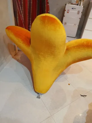 Poltrona giglio arancione tessuto