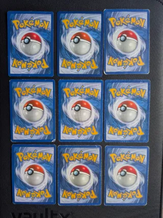 Lotto carte Pokémon Eevee e Evoluzioni