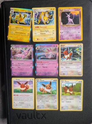 Lotto carte Pokémon Eevee e Evoluzioni